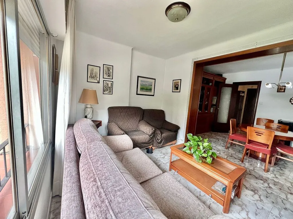 Séjour - Apartment with Balcony in Les Corts