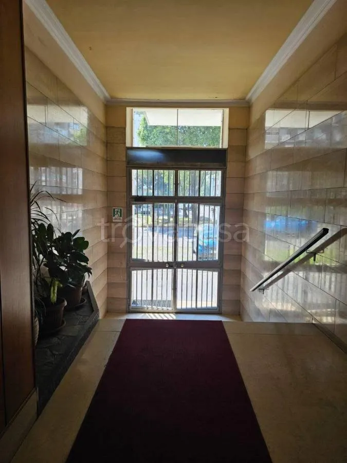 Entrée - Apartment with Balconies in Central Turin