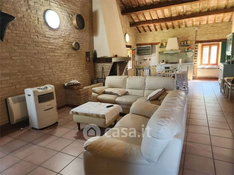 Elutuba - Rustic Brick Villa with Pool in Recanati