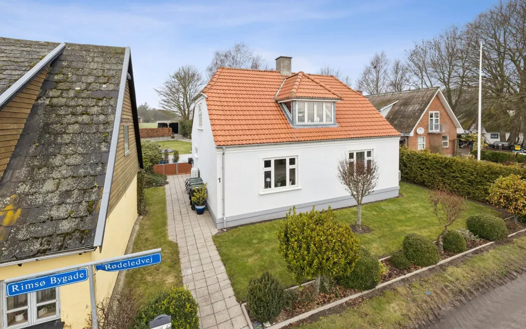 6-toaline maja asukohas Grenaa