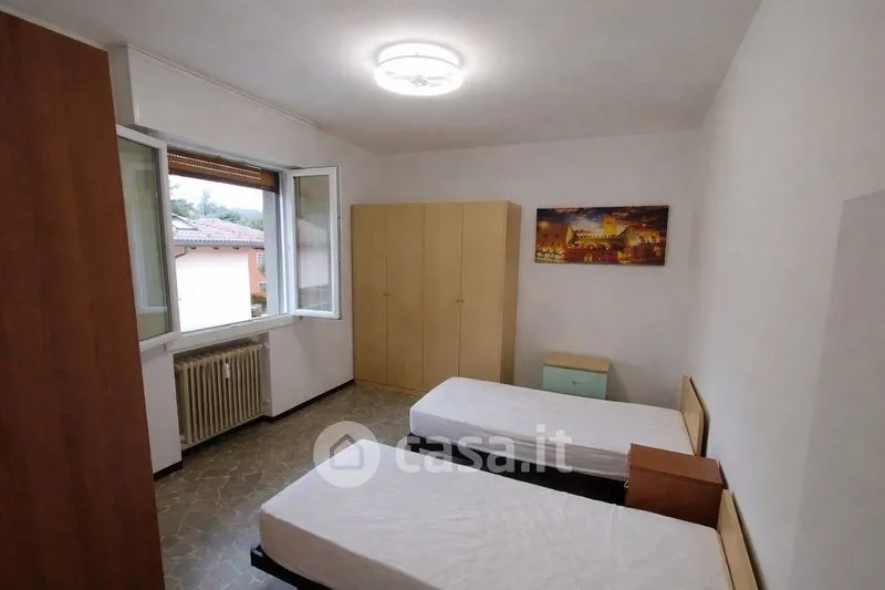 Magamistoad - 3-Bedroom Apartment with Balcony in Sasso Marconi