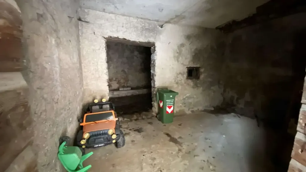Lavanderia - House Portion with Potential in Tomaselli, Castel Ivano