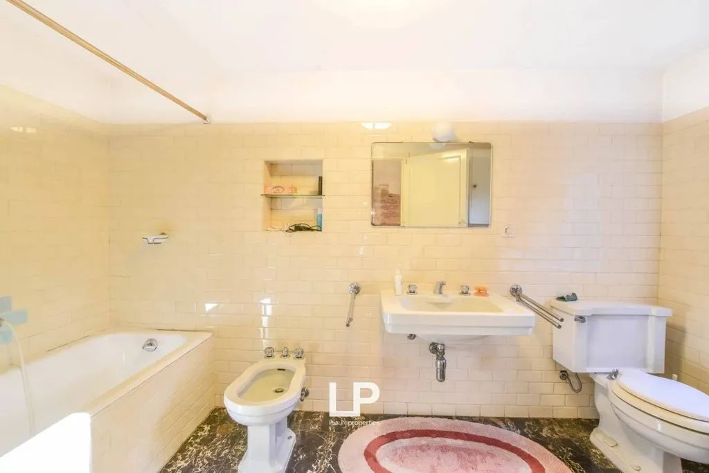 Salles de bain - Luxury Villa with Lake Views in Cittiglio