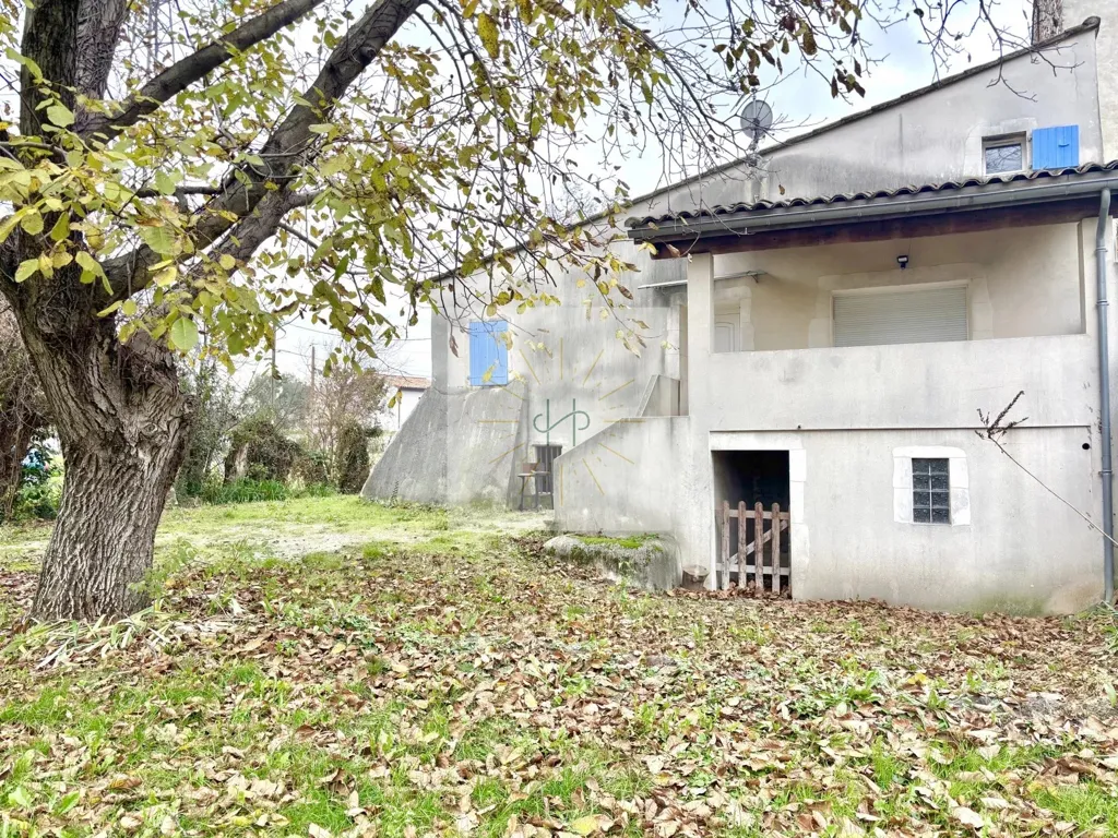 Extérieur - Ensemble Immobilier avec Jardin à Montélimar