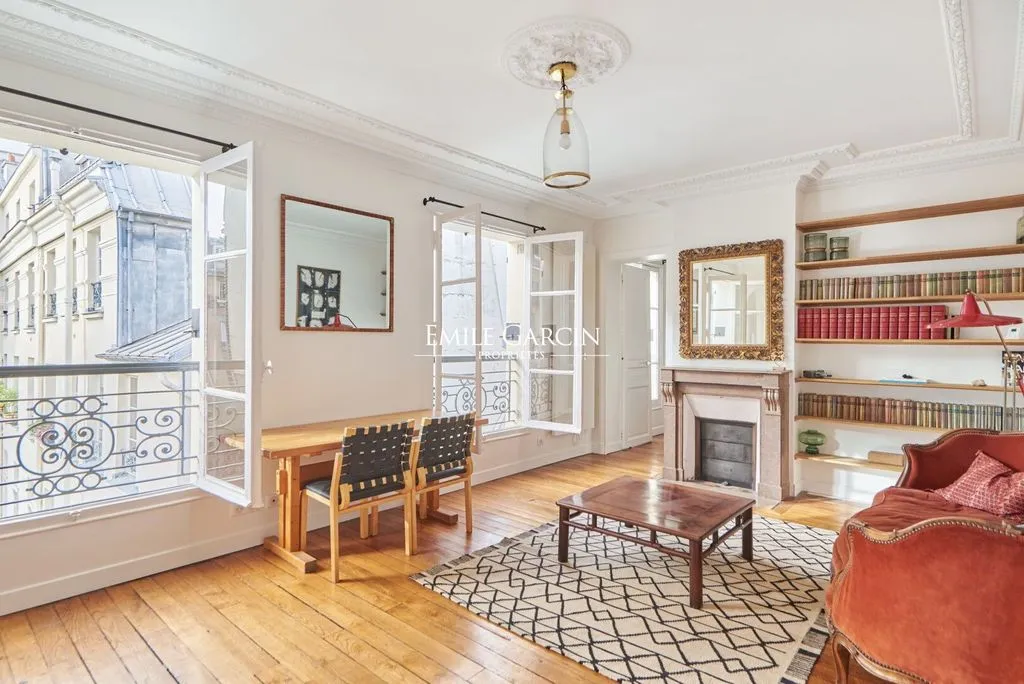 Séjour - Appartement de Luxe avec Jardin à Paris