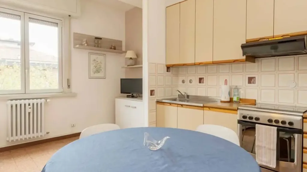 Köök - One-Bedroom Apartment with Central Heating in Milan