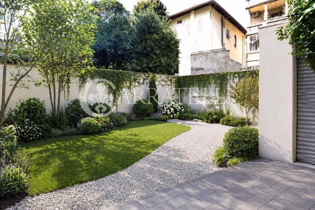 Jardin - Luxury Apartment with Private Garden in Florence