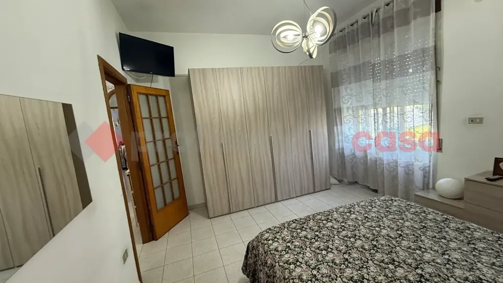 Chambres - Spacious Apartment with Large Gardens in Paolisi