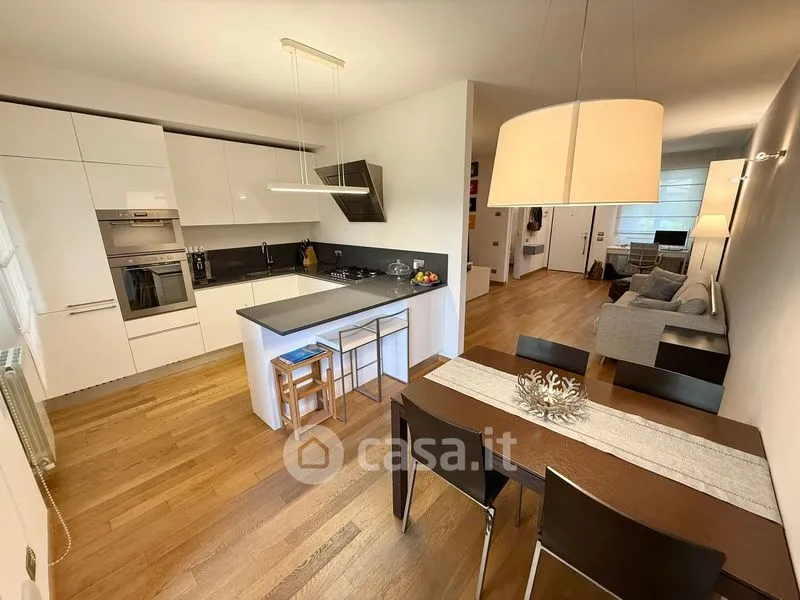 Cuisine - Terraced Villa with Double Garden in Saronno