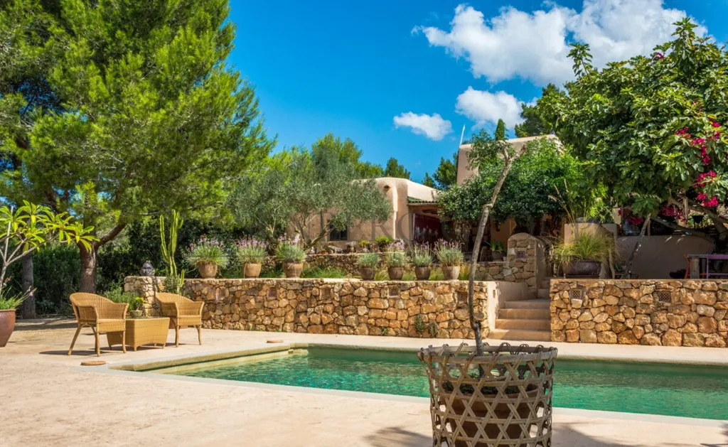 Piscine - Historic Chalet with Pool and Terrace in Sant Josep