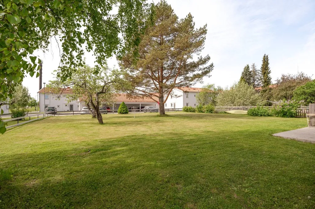 Aed - Duplex House with Garden in Tierp