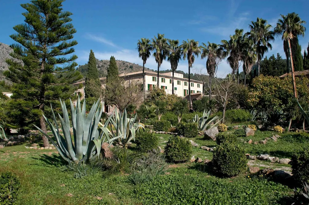 Jardin - 17th Century Manor with Pool in Valldemossa