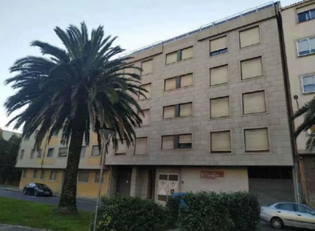 Exterior - Commercial Space with Tour in Narón, A Coruña