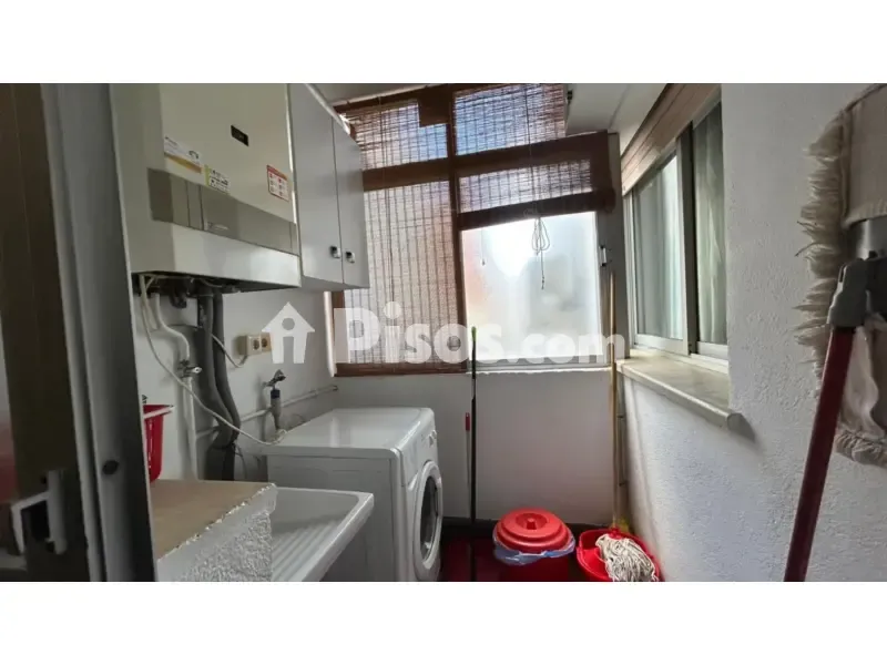 Buanderie - Student-Friendly Flat with Balcony in El Pilar