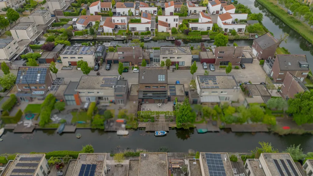 7-toaline maja asukohas Bergen Op Zoom