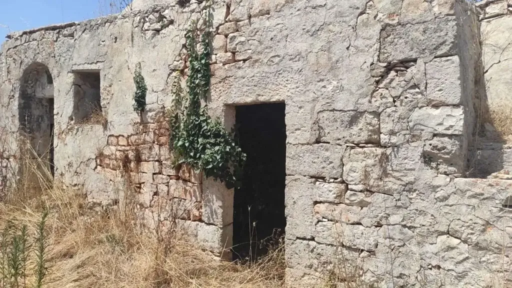5-room house in IT