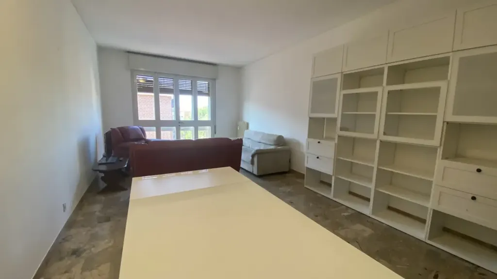 Bureau - Penthouse Apartment with Balcony in Padova