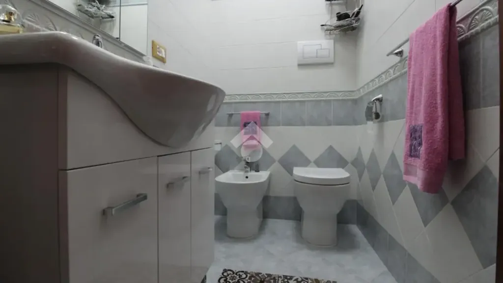 Salles de bain - Apartment with Balcony in Palermo