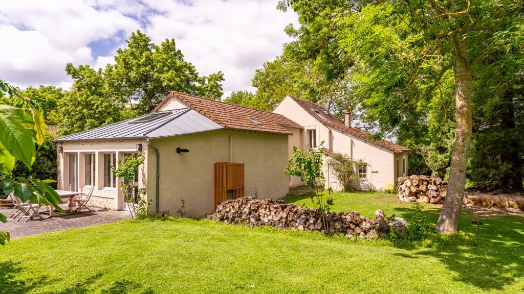 Garden - Renaissance Mill with Equestrian Facilities near Paris