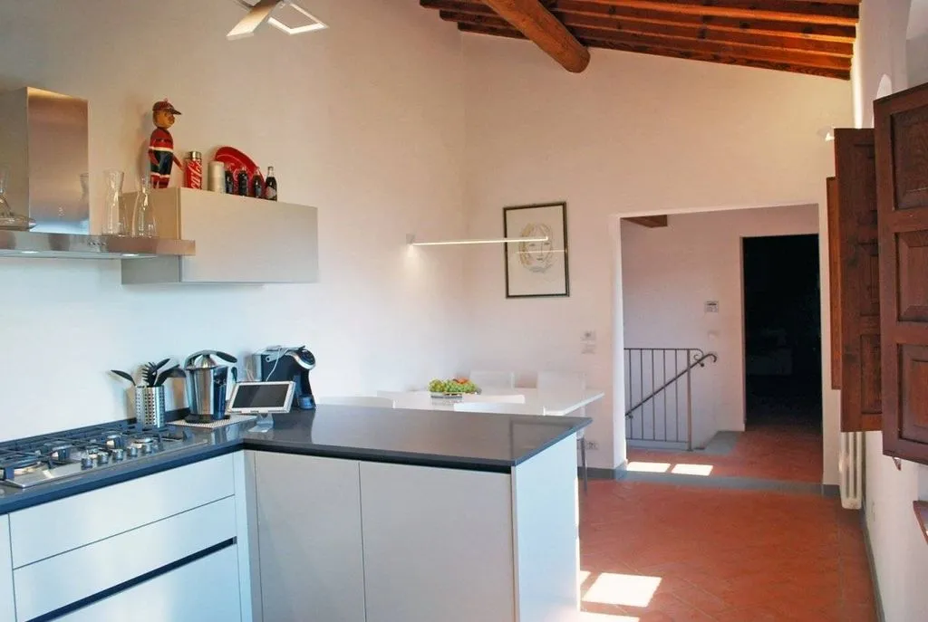 Cuisine - Luxury Villa with Panoramic Views in Pontassieve