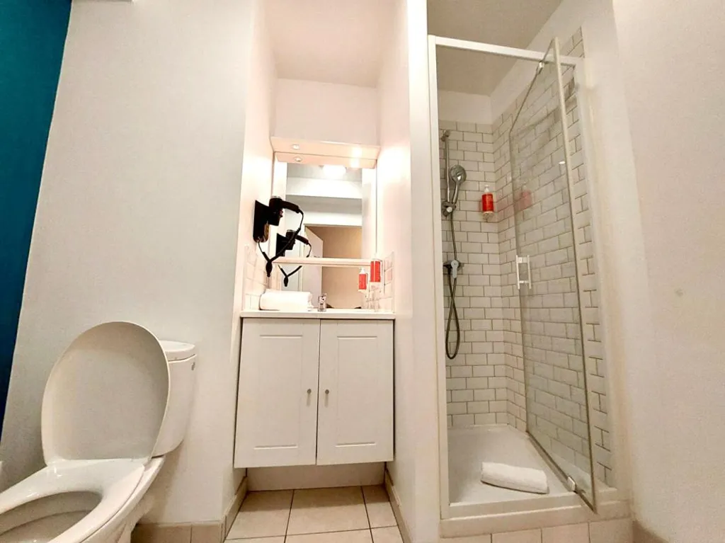 Vannitoad - Studio with Hotel Residency in Nantes-Bouffay