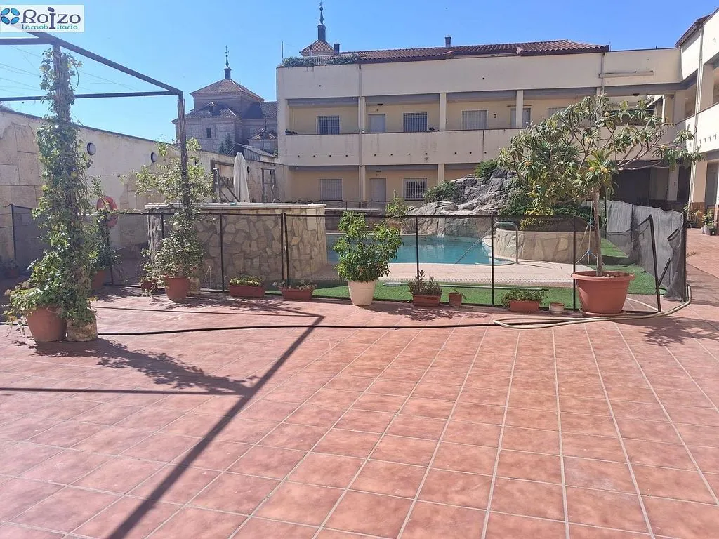Garden - Ground Floor Flat with Pool in Alcabón