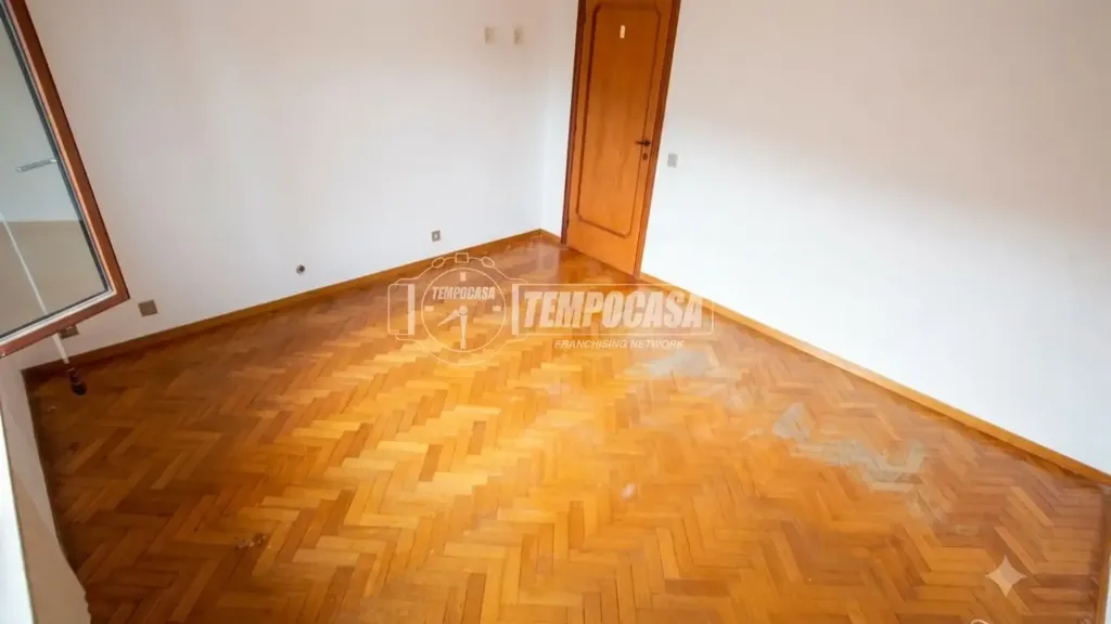 Toad - Spacious Apartment with Balcony in Ancona
