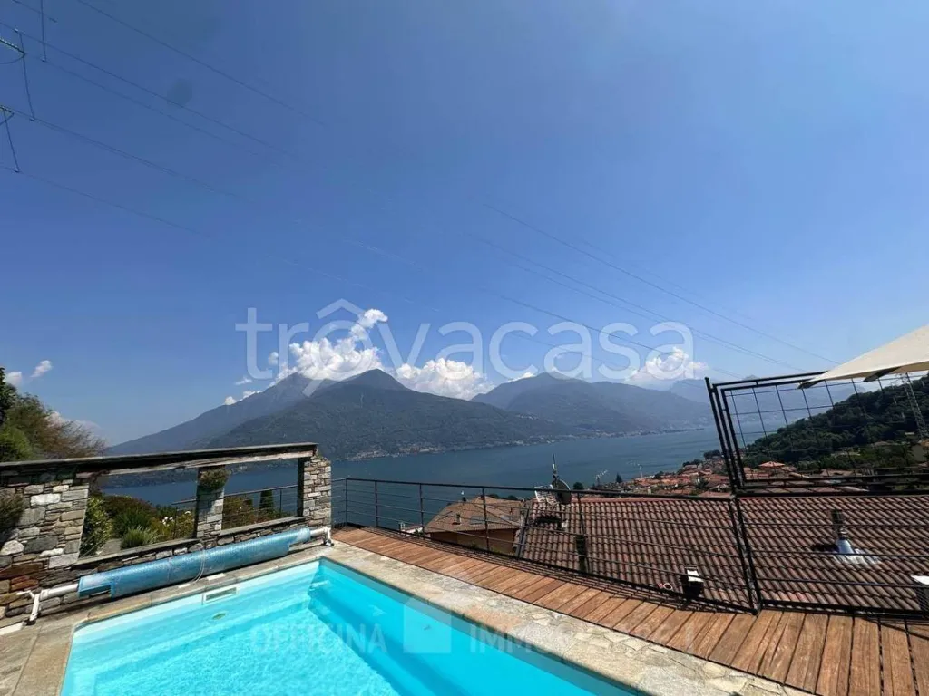 Terrass - Rustic Lake View Apartment in Musso