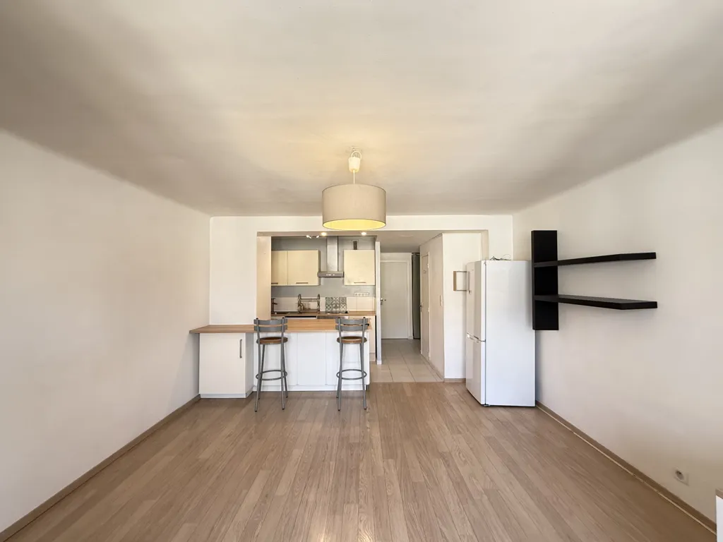 Séjour - Appartement avec vue dégagée à Montpellier Écusson