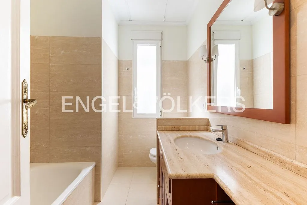 Salles de bain - Apartment with Balcony in Gran Vía, Valencia