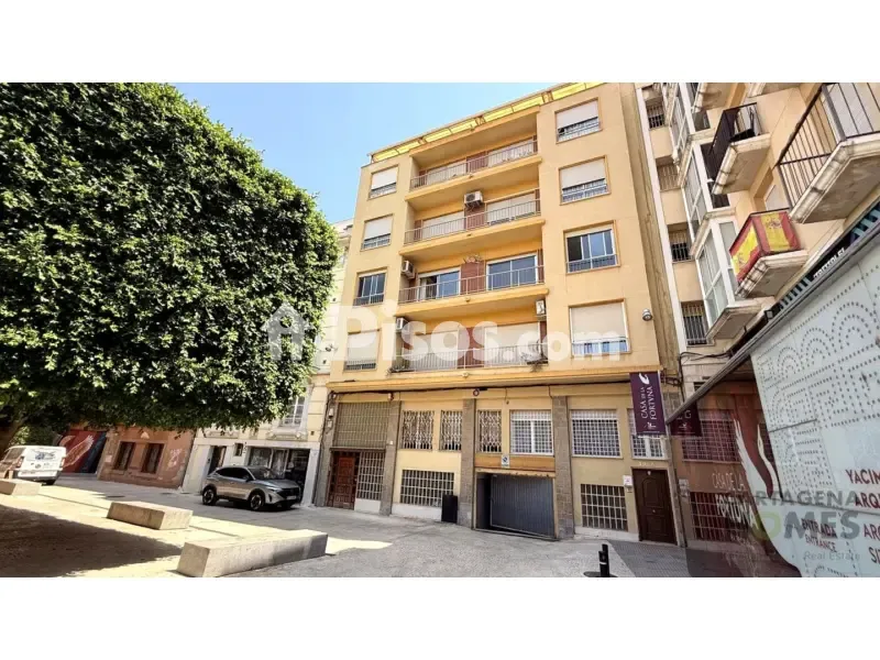 Exterior - Classic Flat with Balcony in Cartagena