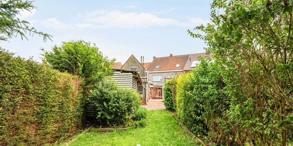 Jardin - Gesloten Bebouwing avec Garage à Tielt