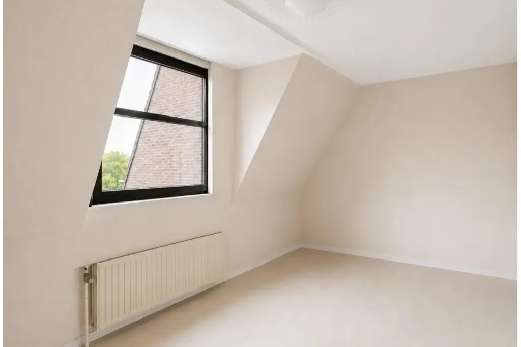 other_room
