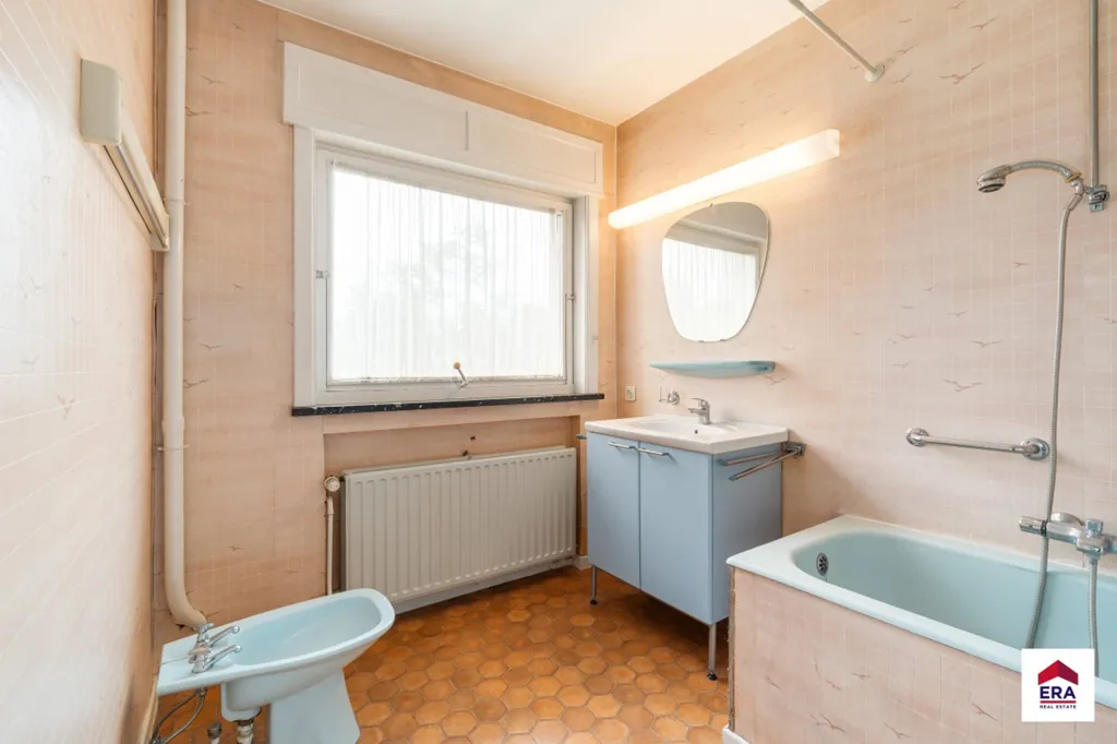 Vannitoad - Spacious Villa with Garden in Laeken
