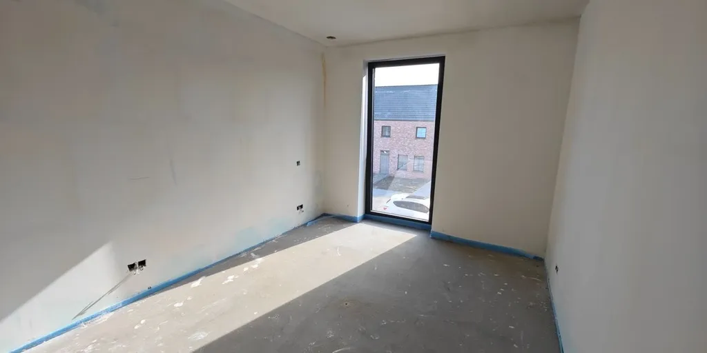 Pièces - Appartement Énergivore avec Terrasse à Zelem