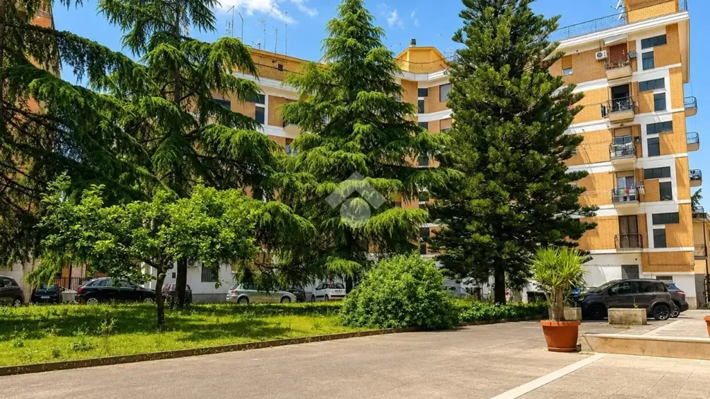 Giardino - 4-Bedroom Apartment with Balcony in San Severo