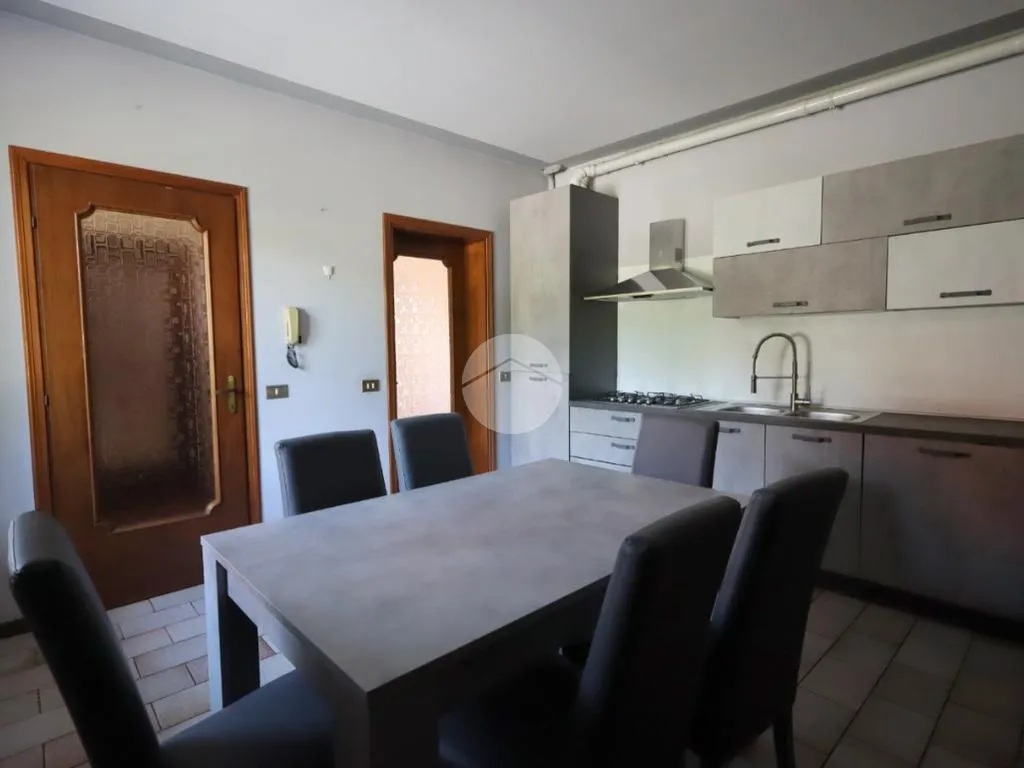 Söögituba - Spacious 3-Bedroom Flat in Castenedolo