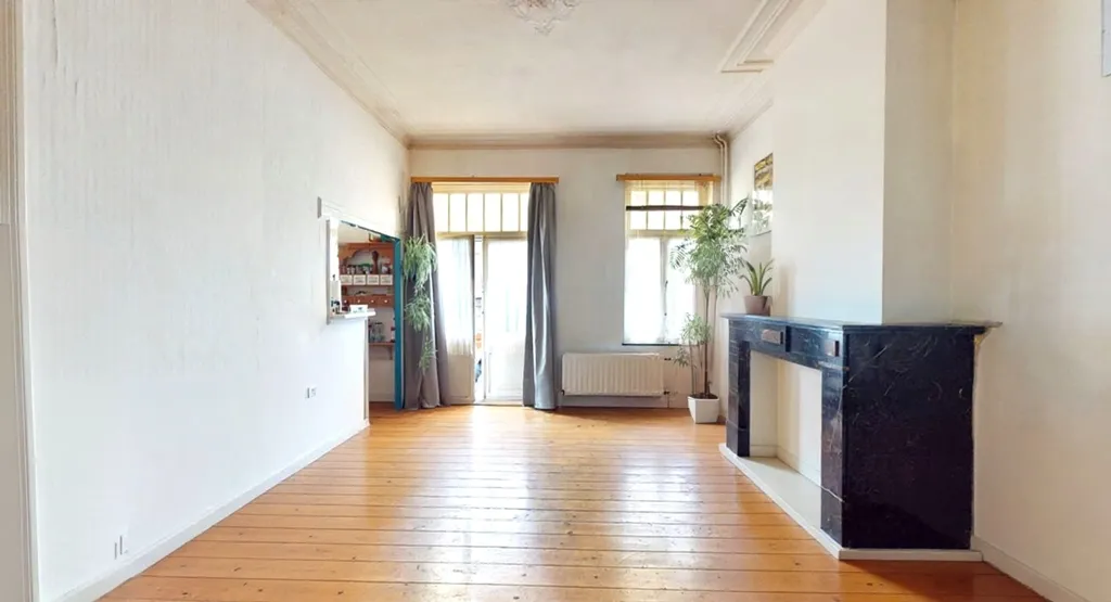 Séjour - Maison Unifamiliale avec Jardin à Forest