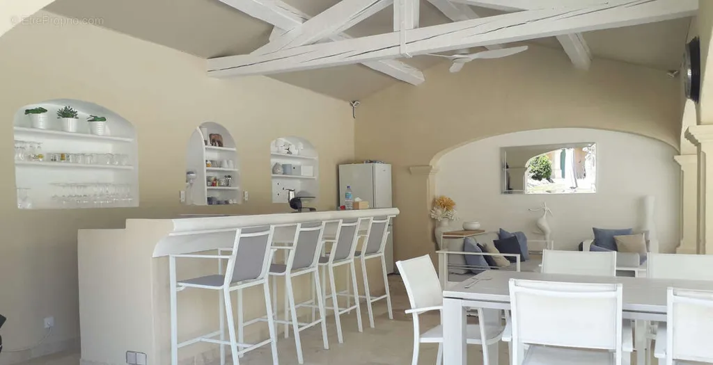 Salle à manger - Villa Rénovée avec Piscine au Muy