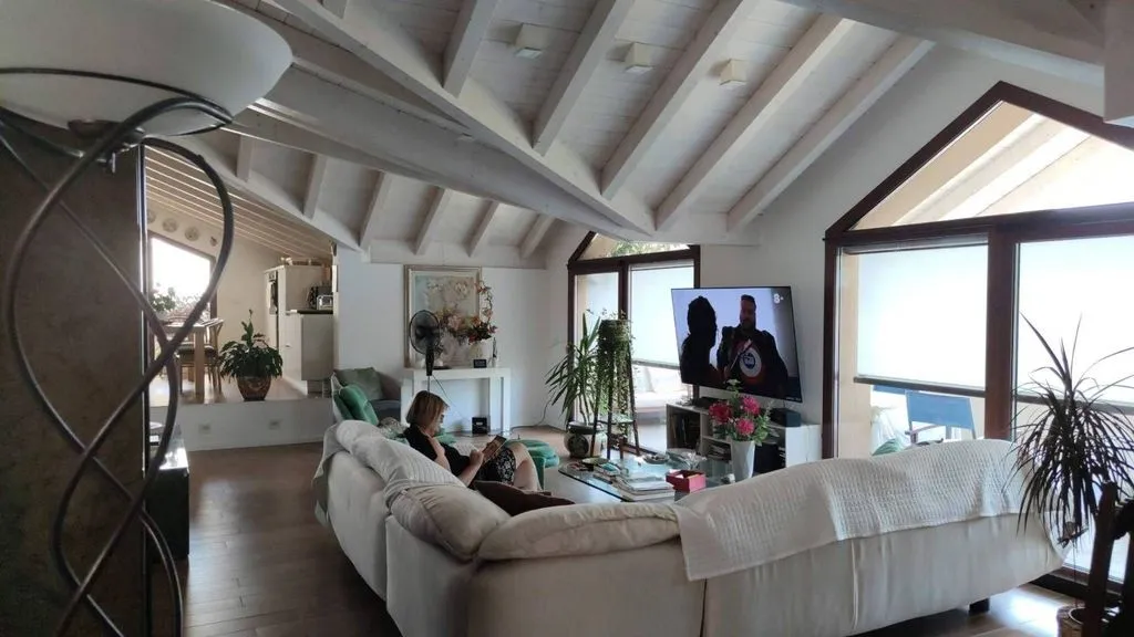 Séjour - Luxury Villa with Pool in Castronno