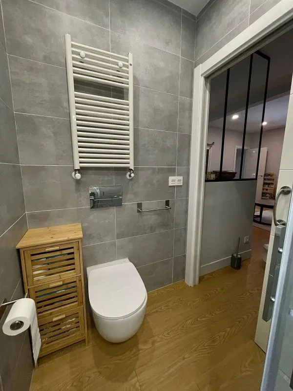 Salles de bain - Modern Flat with Garage in Bilbao