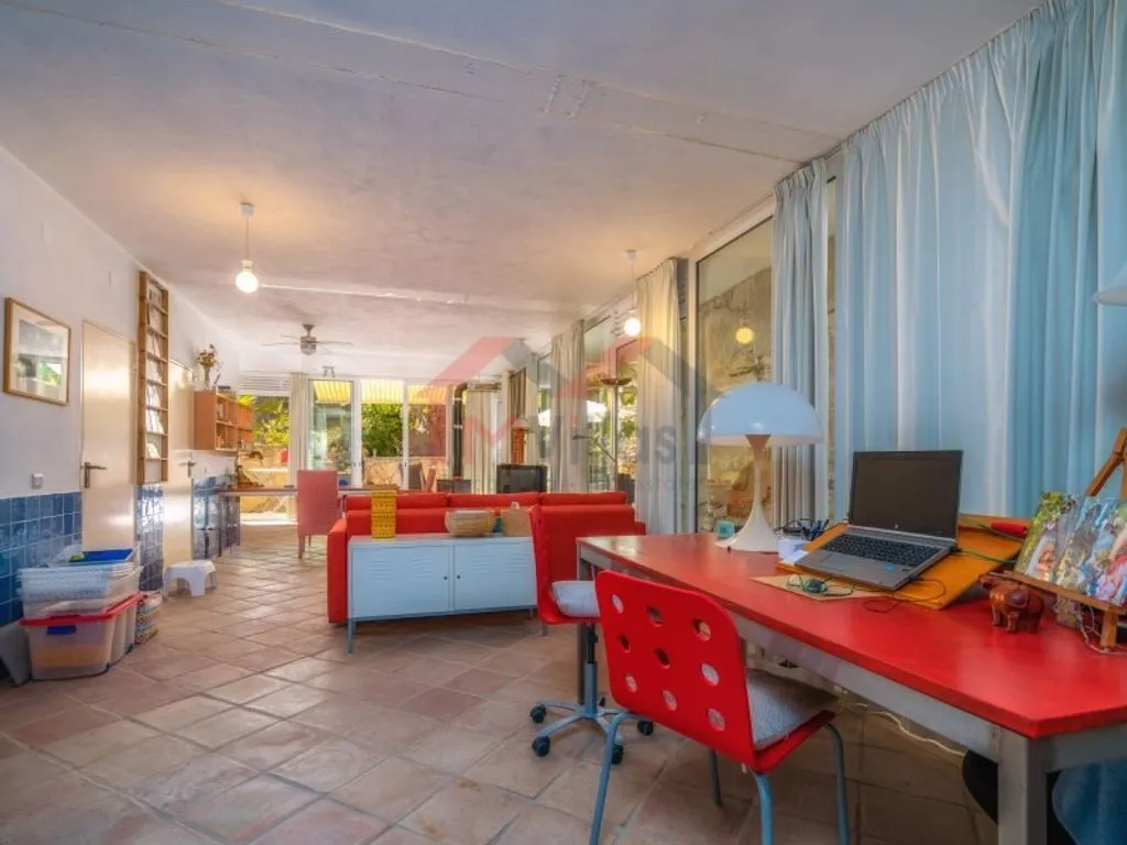 Bureau - 4-Bedroom Villa with Sea View and Pool in Loulé