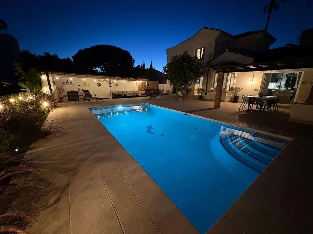 Piscine - Reformed Villa with Sea View in Calahonda