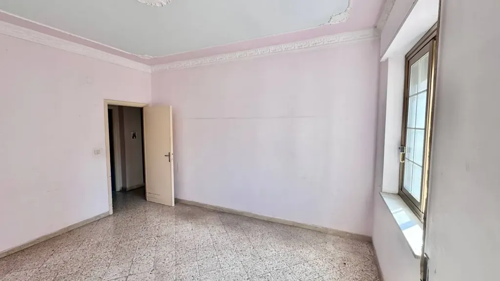 Pièces - 4-Bed Apartment with Balcony in Palermo