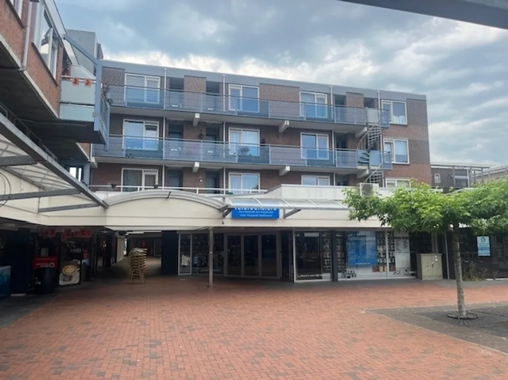 Esterno - Modernised Apartment with Balcony in Stadskanaal Centre