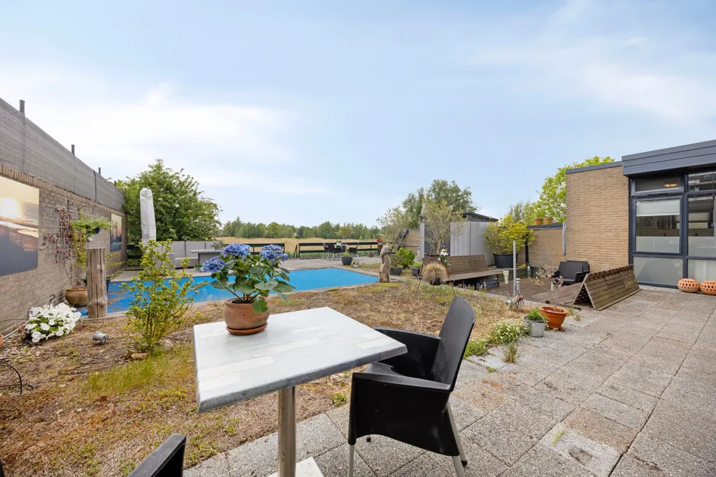 pool_area