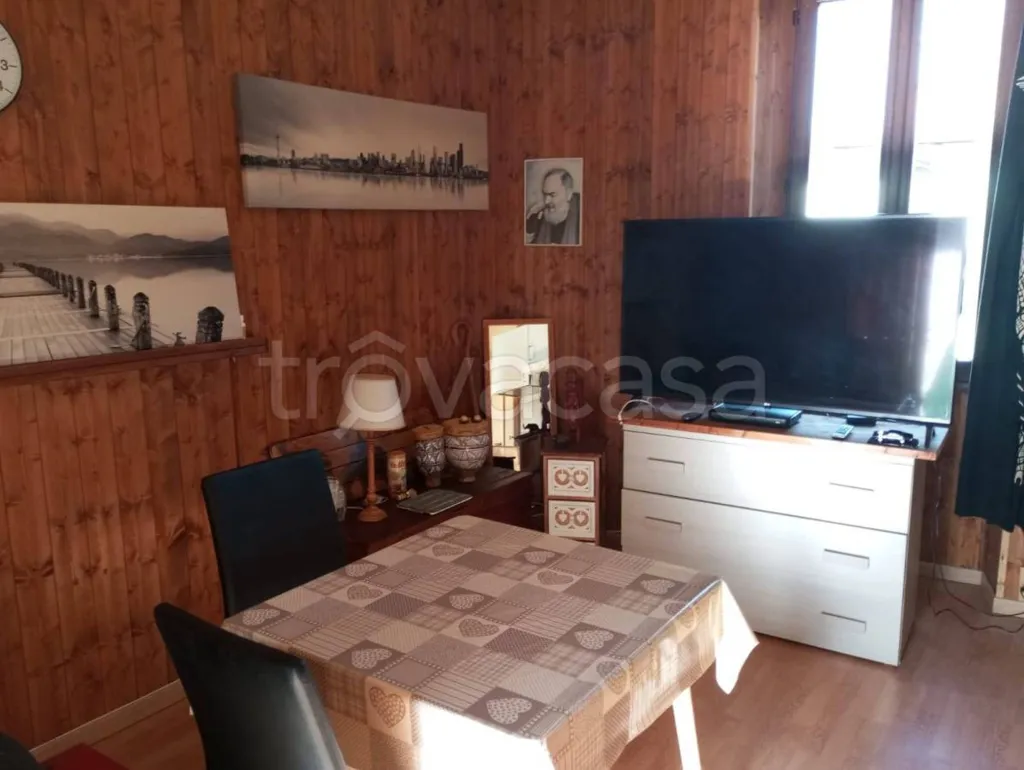 Salle à manger - Rustic-Style Flat with Sunny Terrace in Vernante