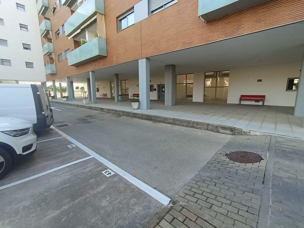 Garage - Penthouse with Pool on Avenida De Espera, Jerez