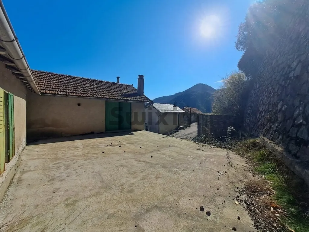 Aed - Rustic Villa with Valley View in Pied-de-Borne