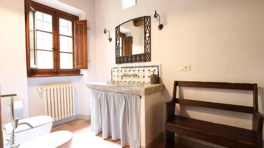 Vannitoad - Rustic Tuscan Farmhouse with Pool near Lucca